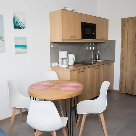 Morskie Zacisze - Blisko Plazy, Debina *