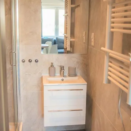 Morskie Zacisze - Blisko Plazy, Debina * Debina (Ustka)