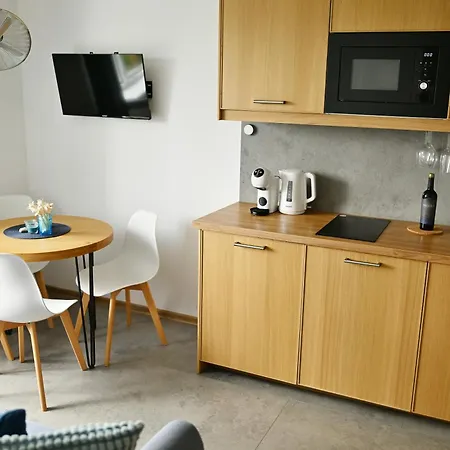 Morskie Zacisze - Blisko Plazy, Debina アパート *